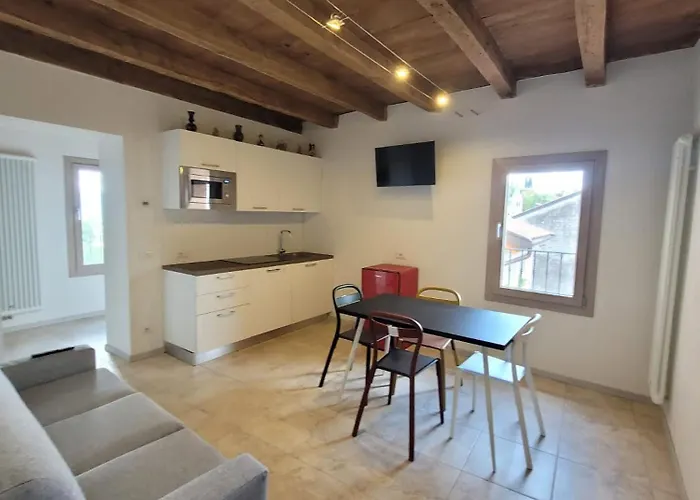 Ca' Marinella شقة Combai